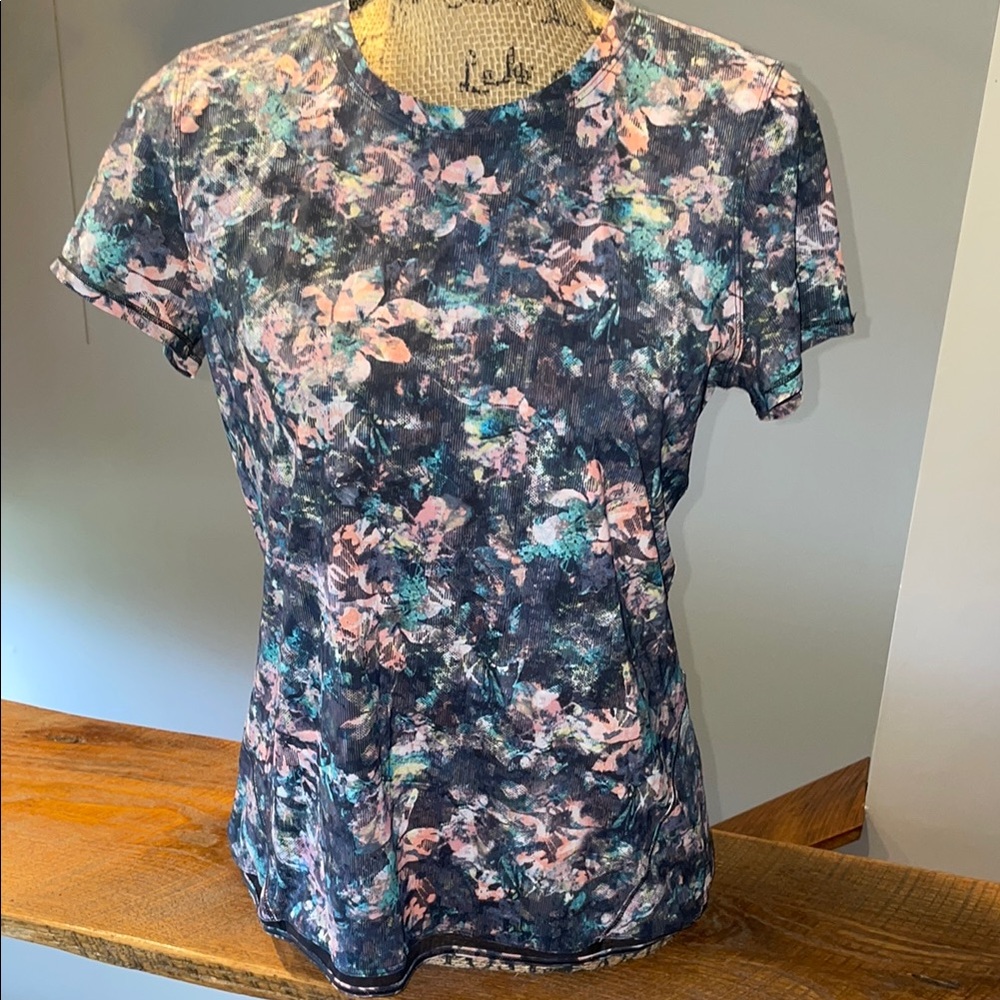 Lululemon Floral Print Women's Top